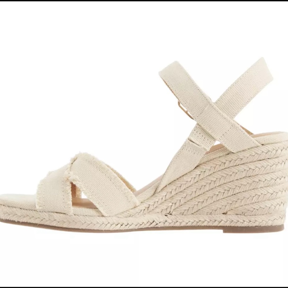 Tommy Bahama Bethany Wedge Heel Sandals Cream Womens Size 8 - Picture 3 of 16